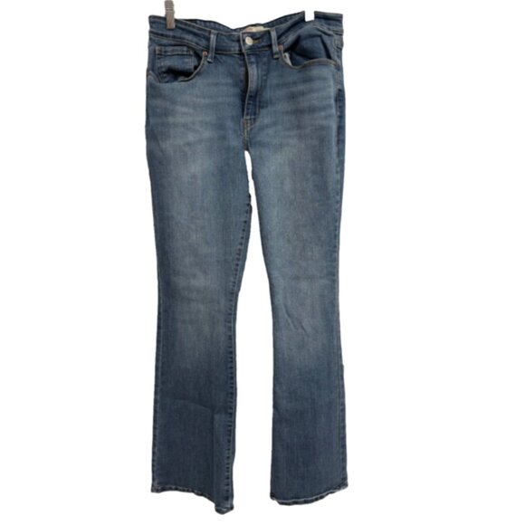 Levi's Signature Women's Jeans 30 Mid-Rise Bootcut Blue Denim Classic Fit - Picture 1 of 6